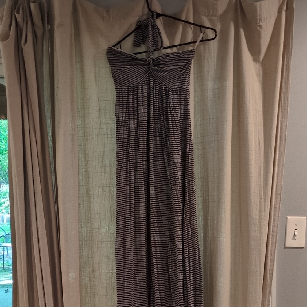New York & Company Black and Gray Strapless Dress, Built-in Bra